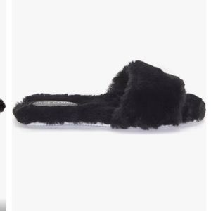 Vince Camuto faux fur Ampendie slides, Size 6 and 6.5, new